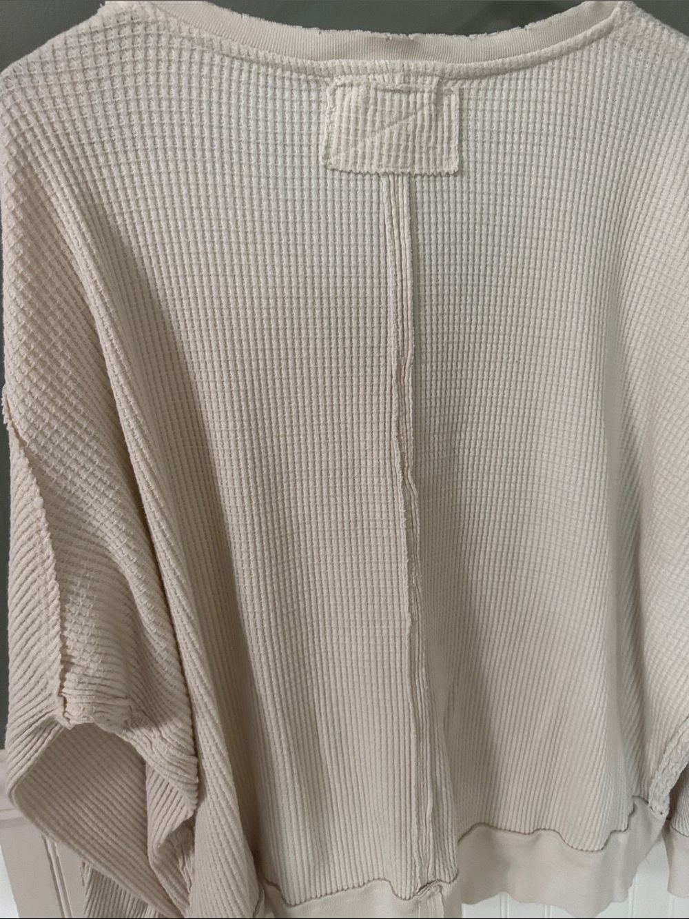 We The Free Beige Cream Waffle V-Neck Pullover Oversized extra small - Picture 5 of 5